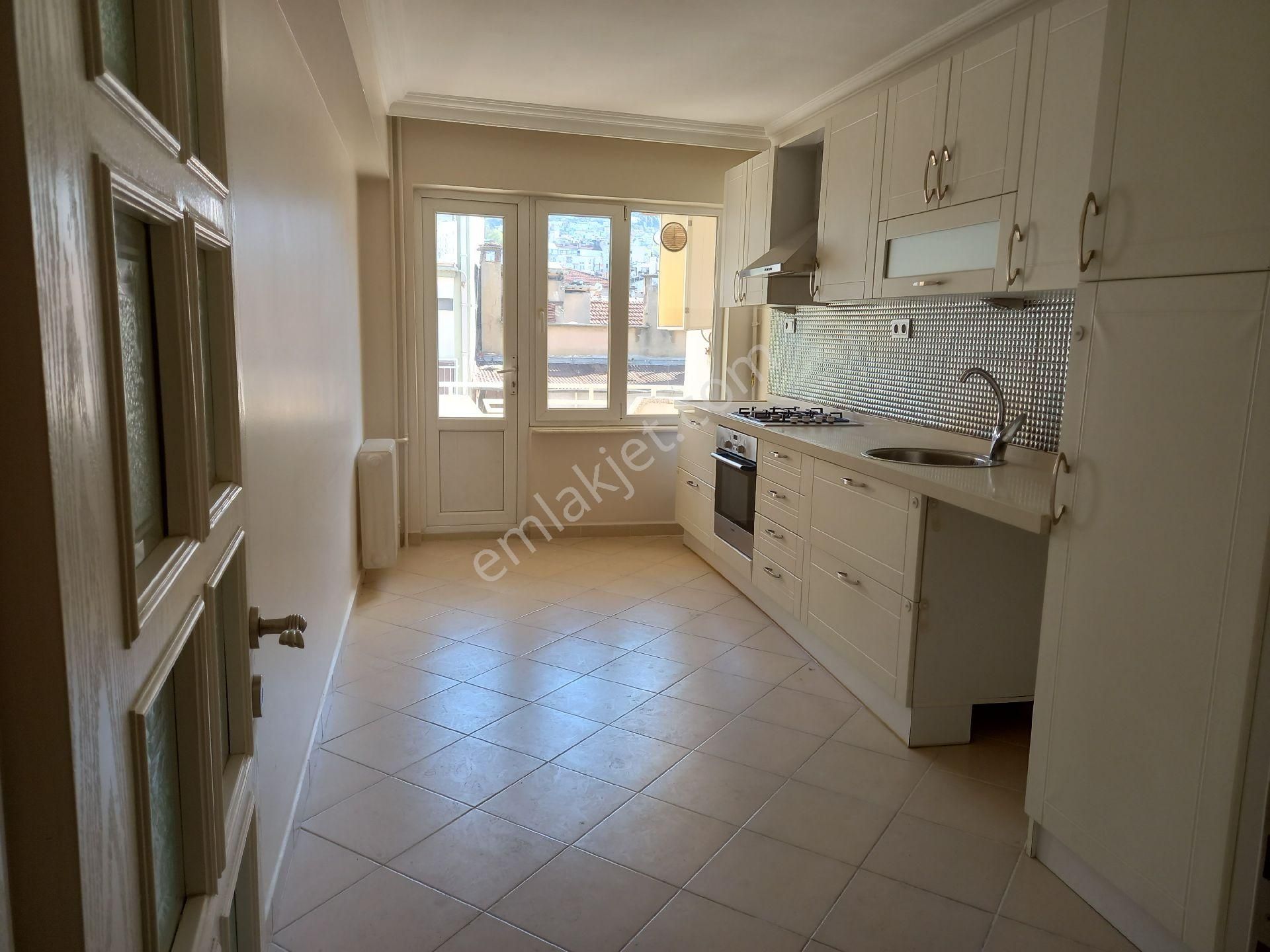 Bursa Altıparmakta Bakımlı Satılık Daire - Görsel 4