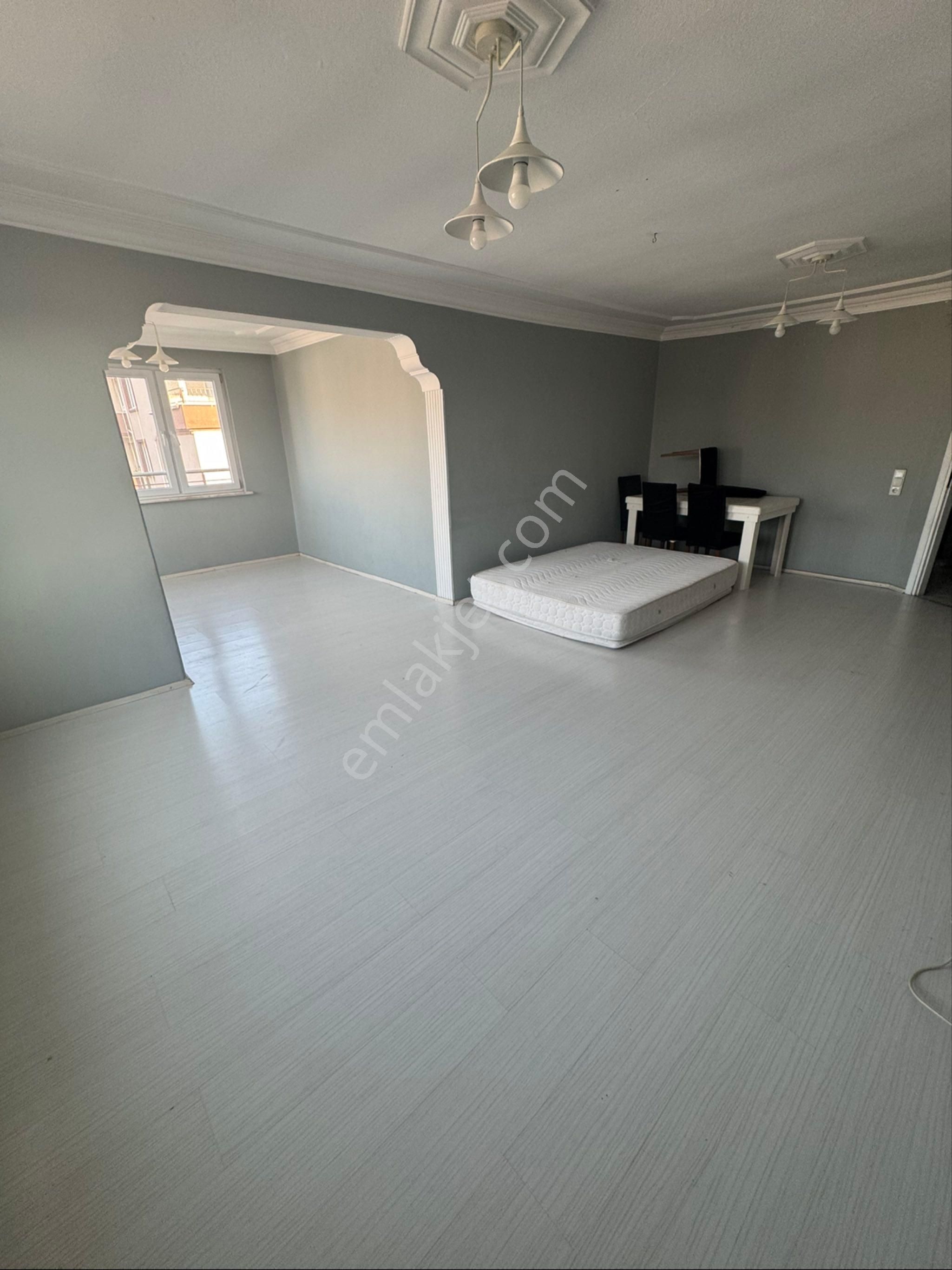 Camiikebir Mahallesinde Kiralık 2+1 Daire