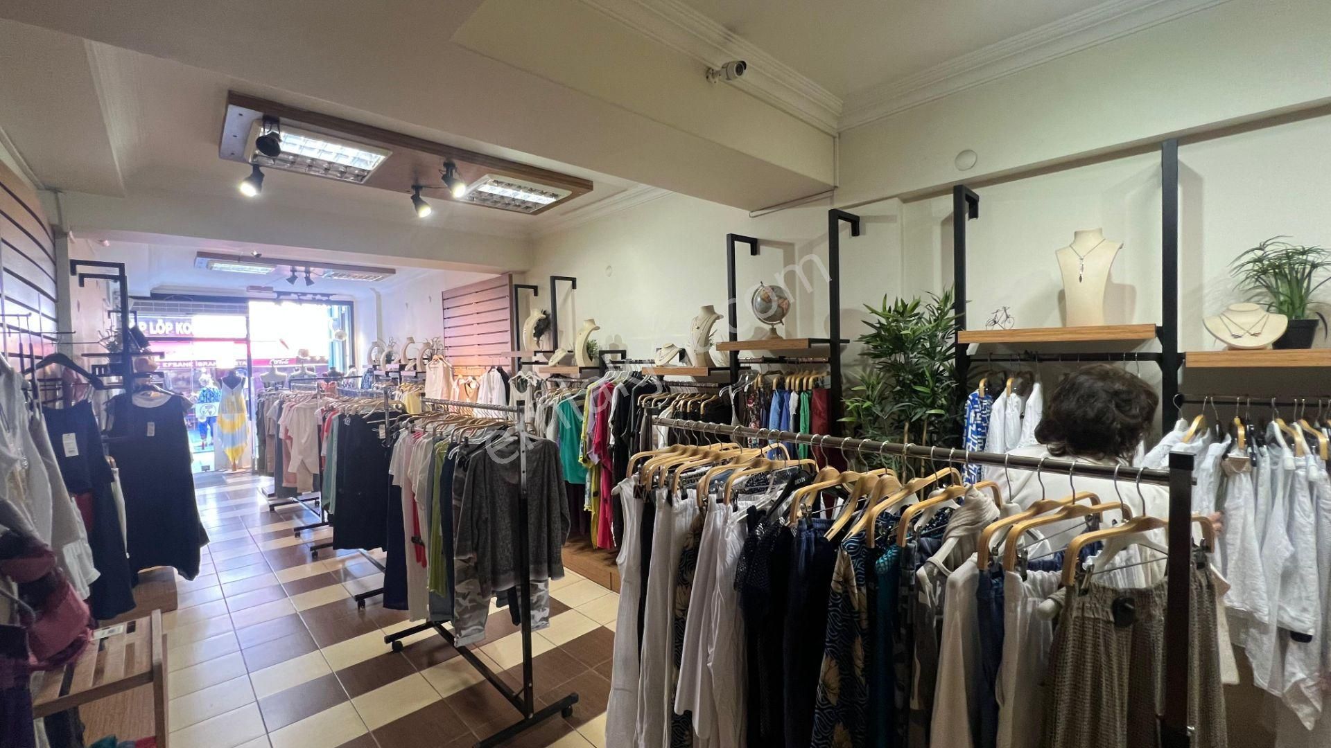 Kıbrıs Şehitleri Caddesi'nde Kiracılı Yatırımlık Satılık Dükkan - Görsel 9