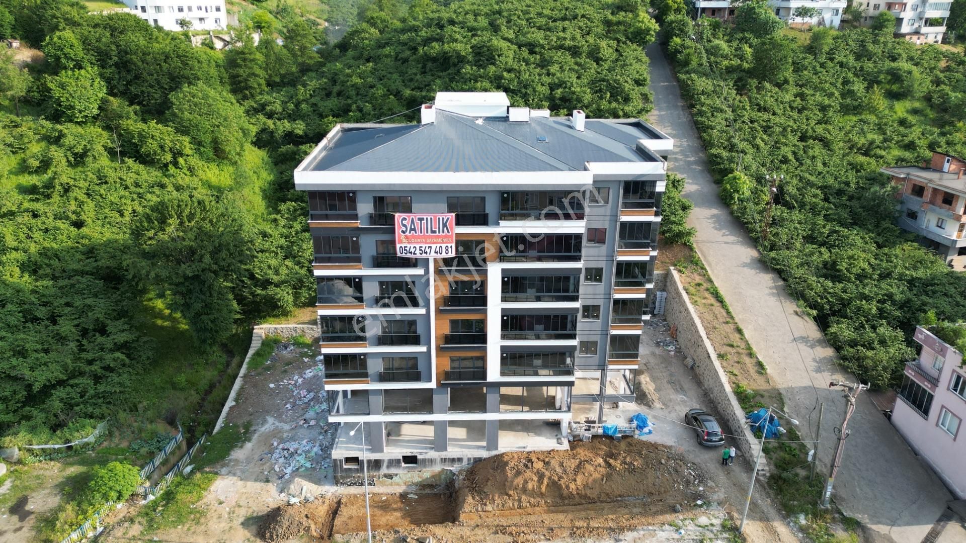 Hastane Arkasında Satılık 3+1 Deniz Manzaralı Temmuz Sonu Anahtar Teslim Sıfır Daireler