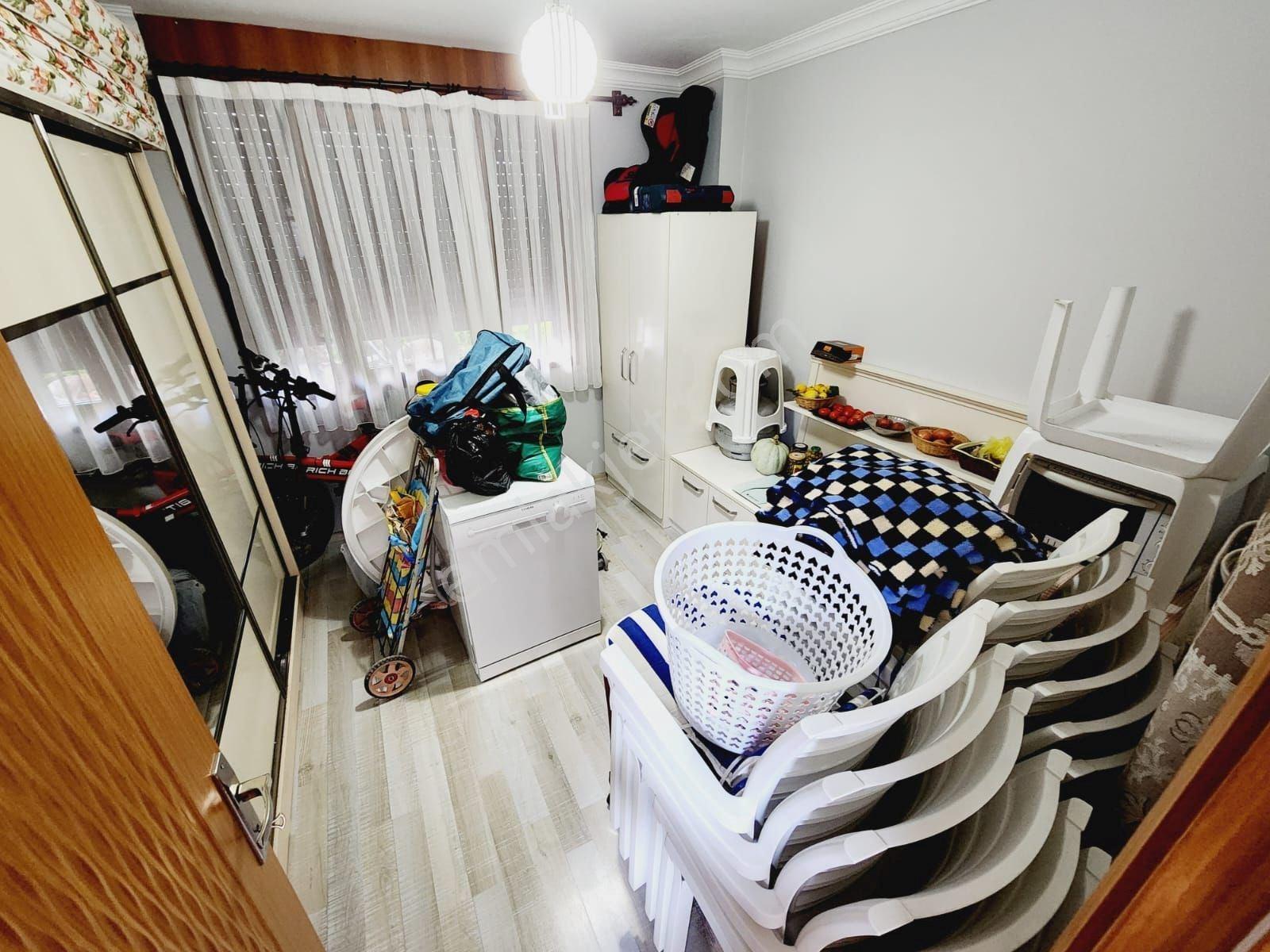 Kuşadası Güzelçamlı Yol Üzeri 4+2 Kısmi Eşyalı Satılık Tek Müstakil Villa - Görsel 18