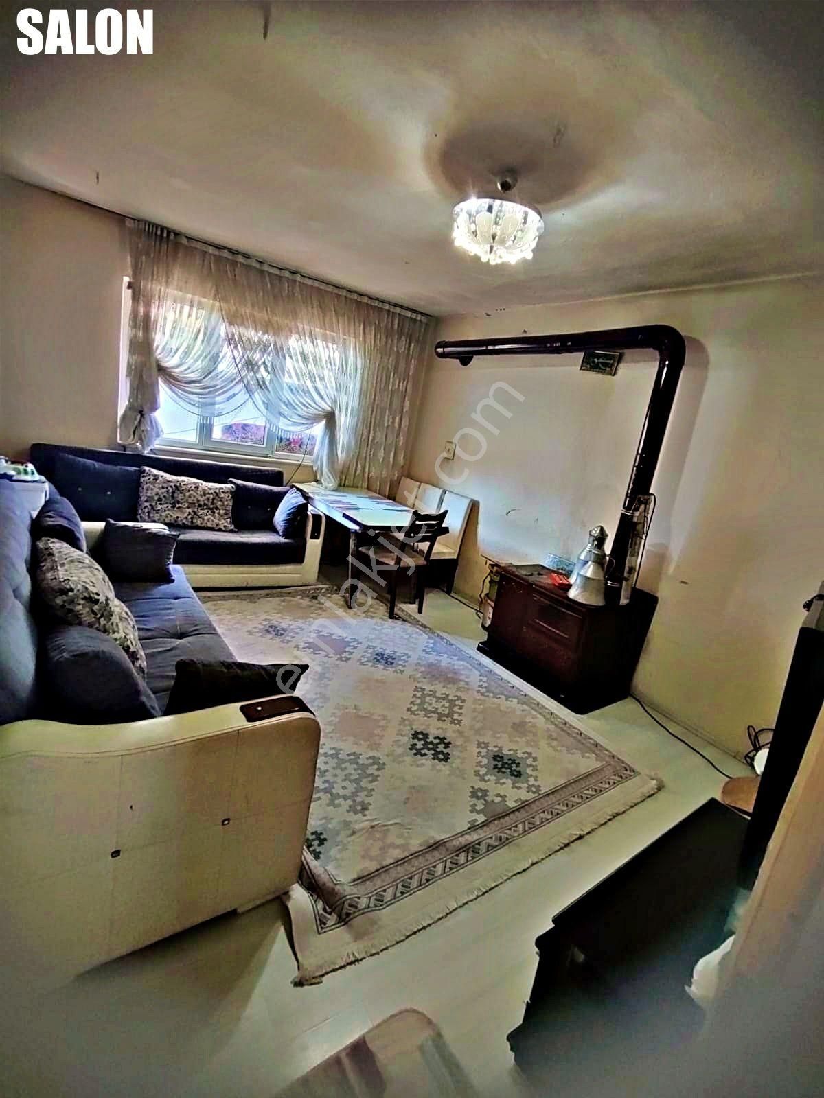 Sarayaltı Mahallesinde Komple Satılık Binaa - Görsel 5