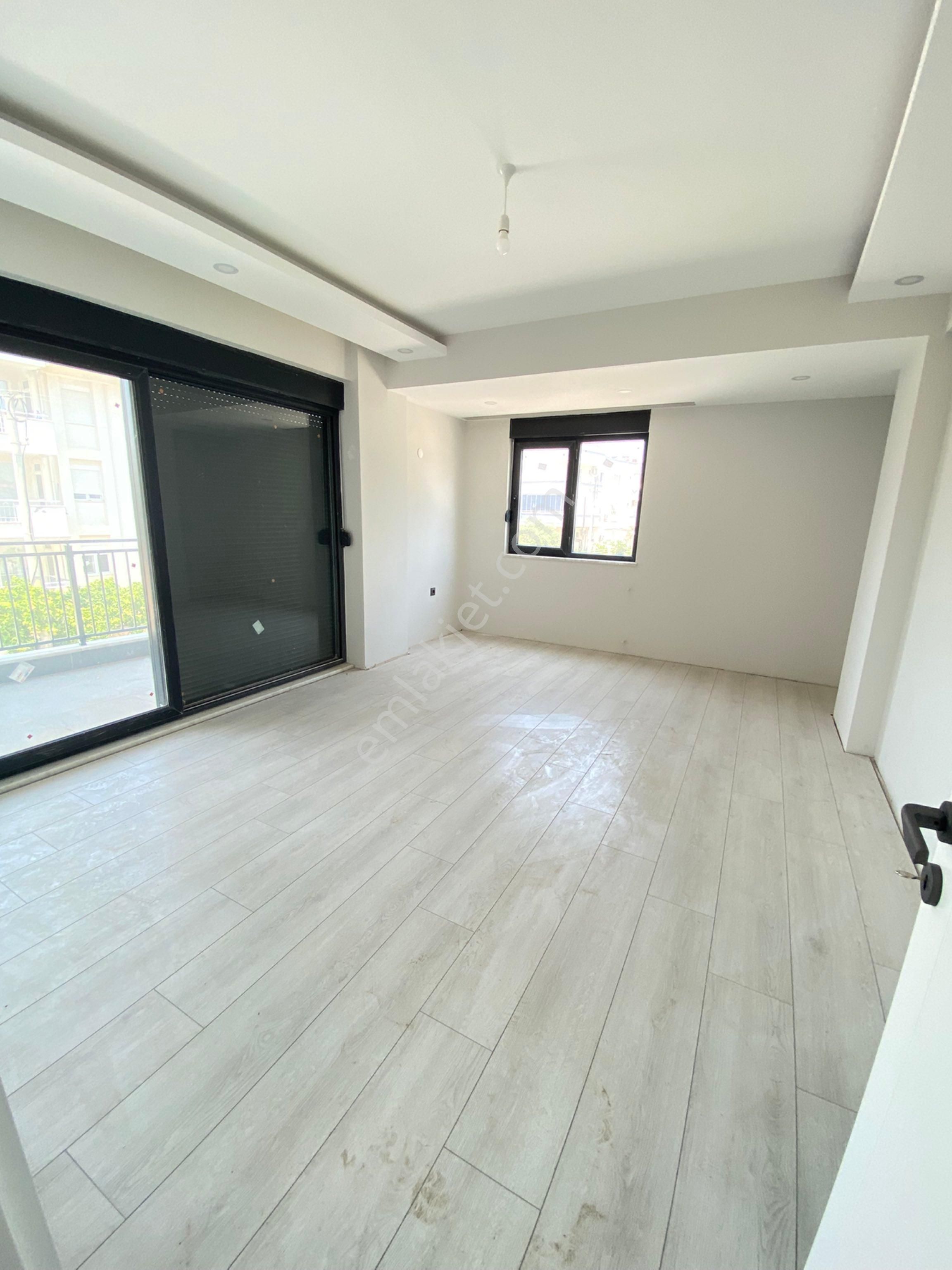 Sarılar Mahallesi 2 + 1 Ara Kat Daire Satılıktır