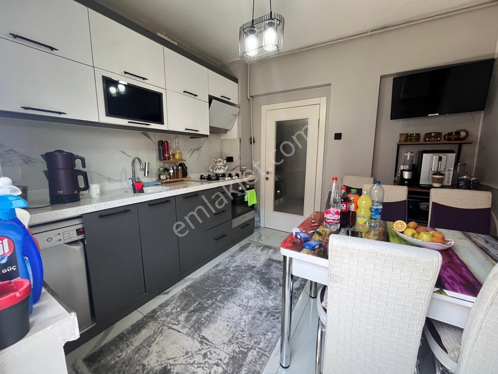 Plevne Mah De 3+1 Son Kat Yapılı Daire