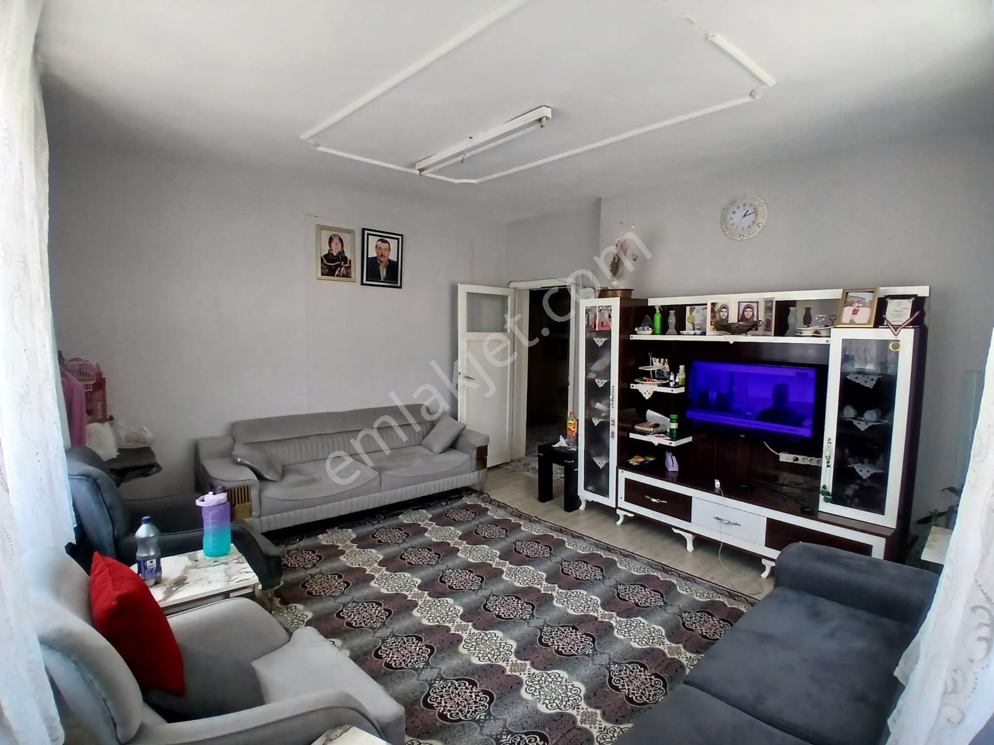 Rba 'dan Emek Mahallesinde Satılık 3+1 Daire