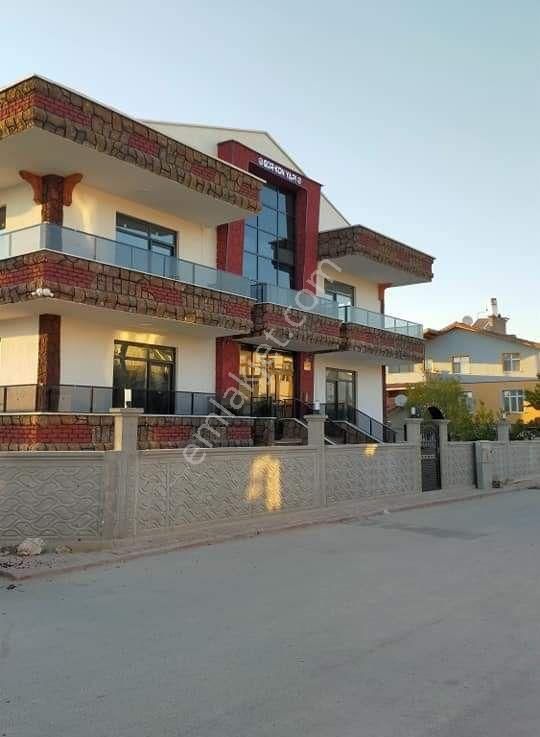 Karaaslanda Kiralık 3+1 Lüks Mustakil Daire