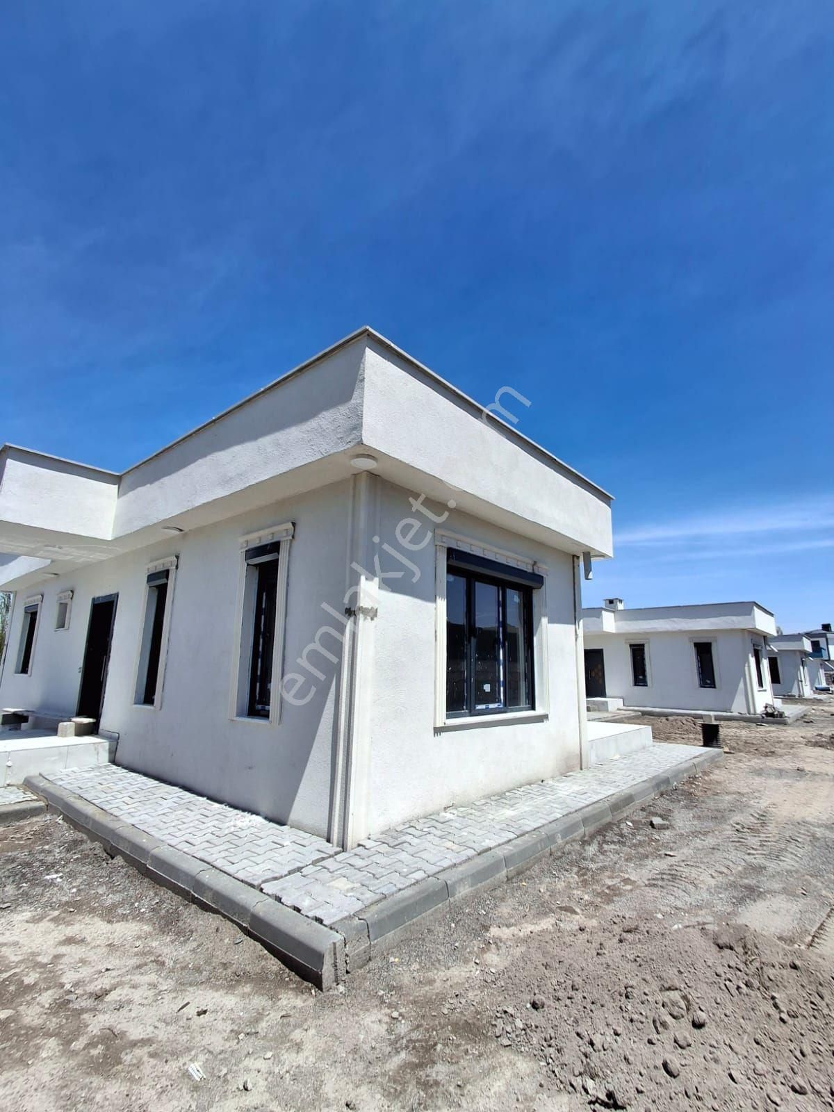 Fatma Ülken Gayri Menkulden Gesi De İldeme 3 Km 2+1 Satilik Villa - Görsel 11