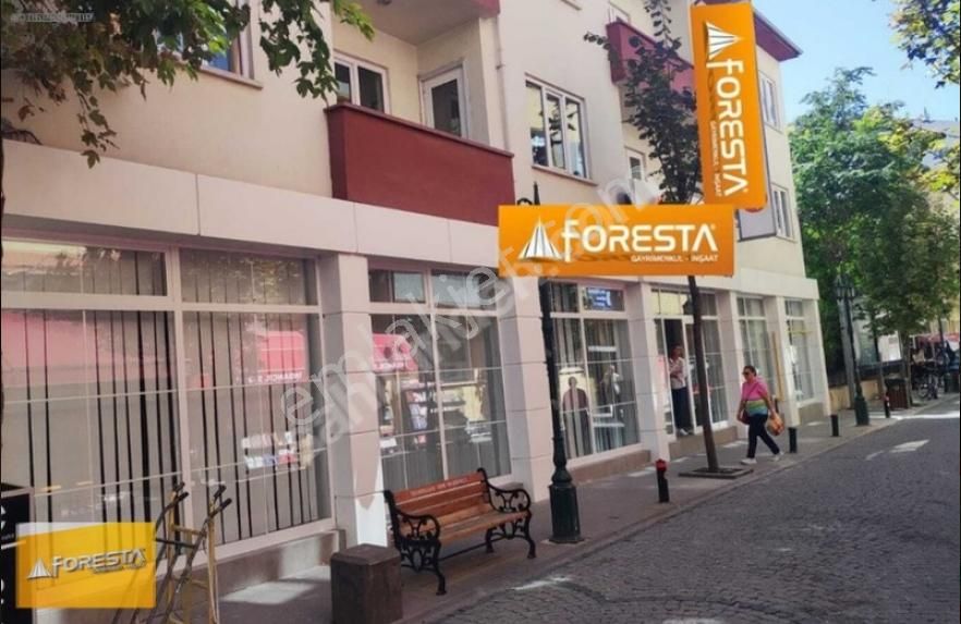 Şehir Merkezinde İş Yeri Ruhsatlı 4 Katlı Satılık Bina