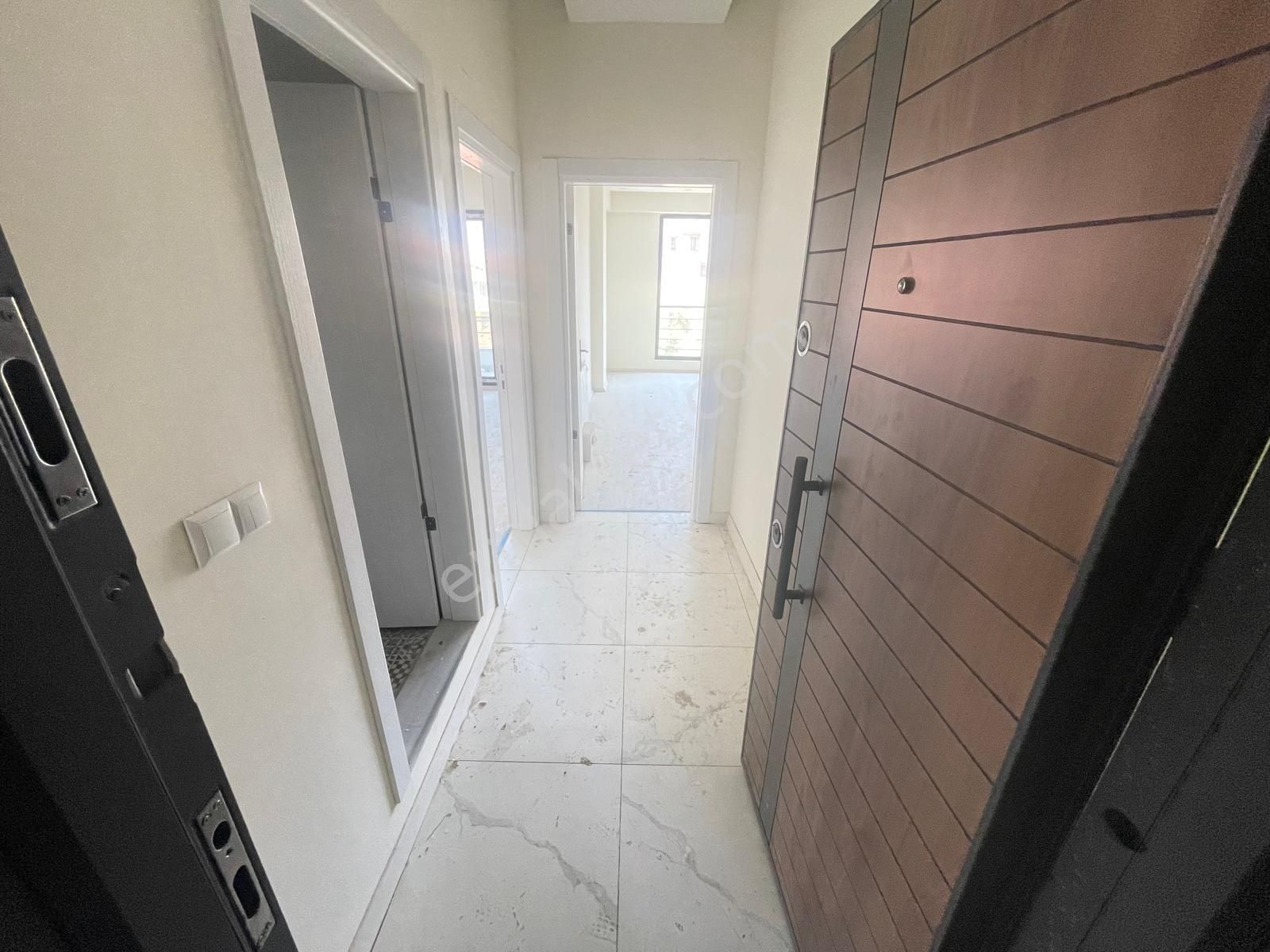 Balıkesir Edremit Hekimzade Mahallesinde 1+1 Sıfır Daire Satılık