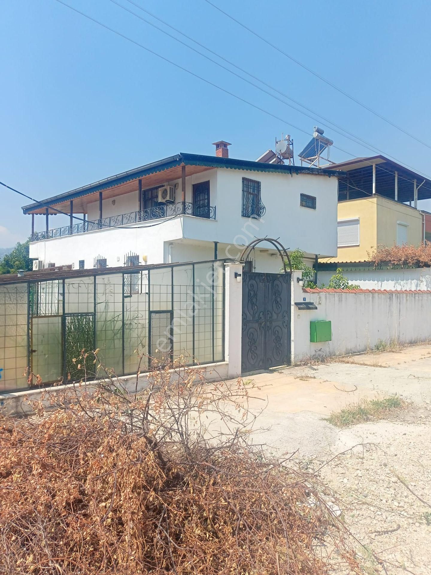 Döşemealtı Bıyıklı Mah Toplam 14 Adet Satılık Parsel Ve 2 Katlı Havuzlu Ev