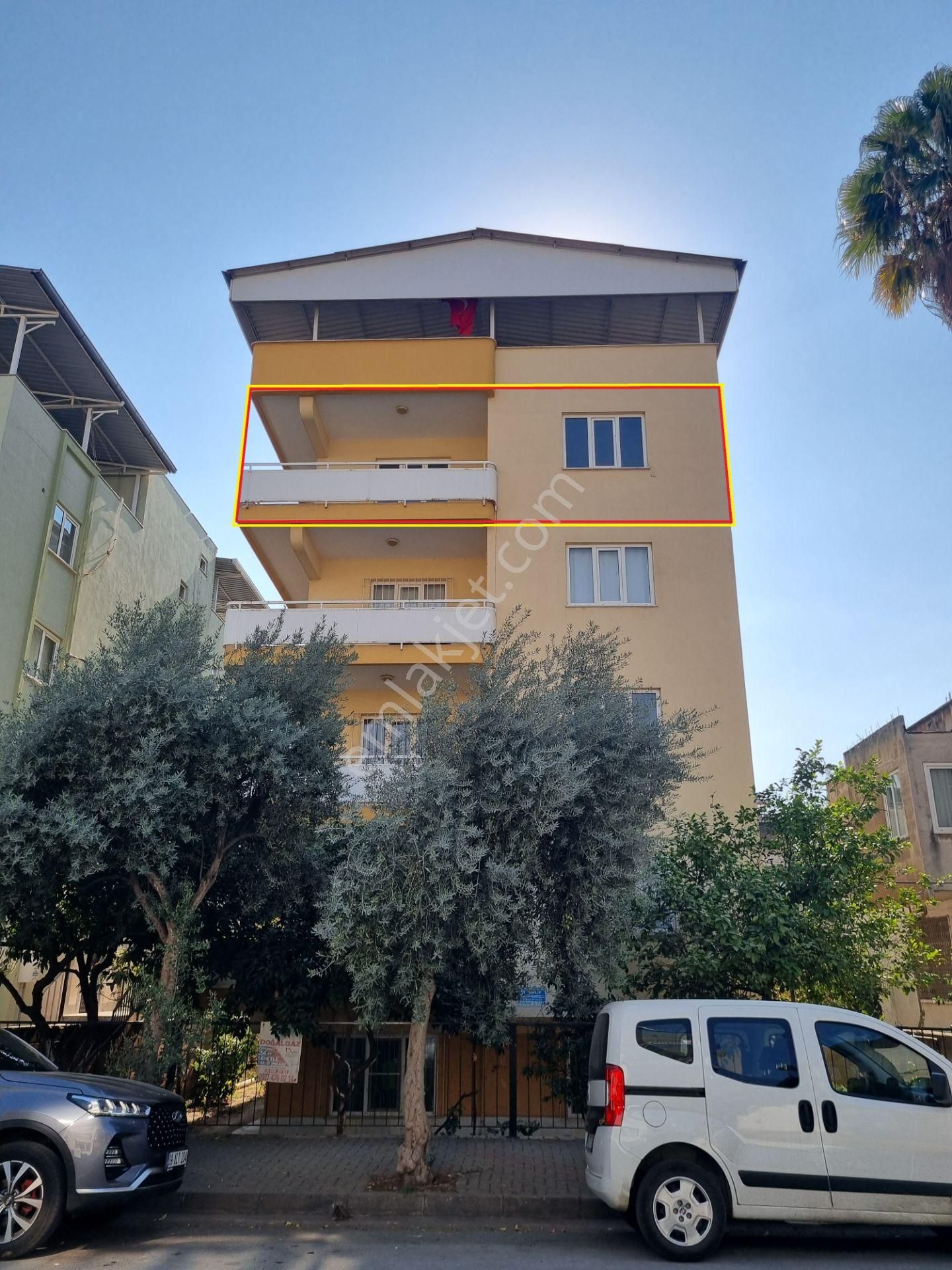 Zafer Mah.'de Çarşı Merkeze Yürüme Mesafesinde 3+1 Kiralık Daire