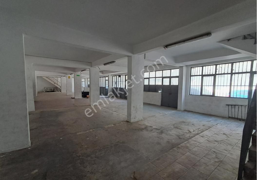 Ataşehir Satılık 1.200 M2 5 Katlı Komple İş Yeri