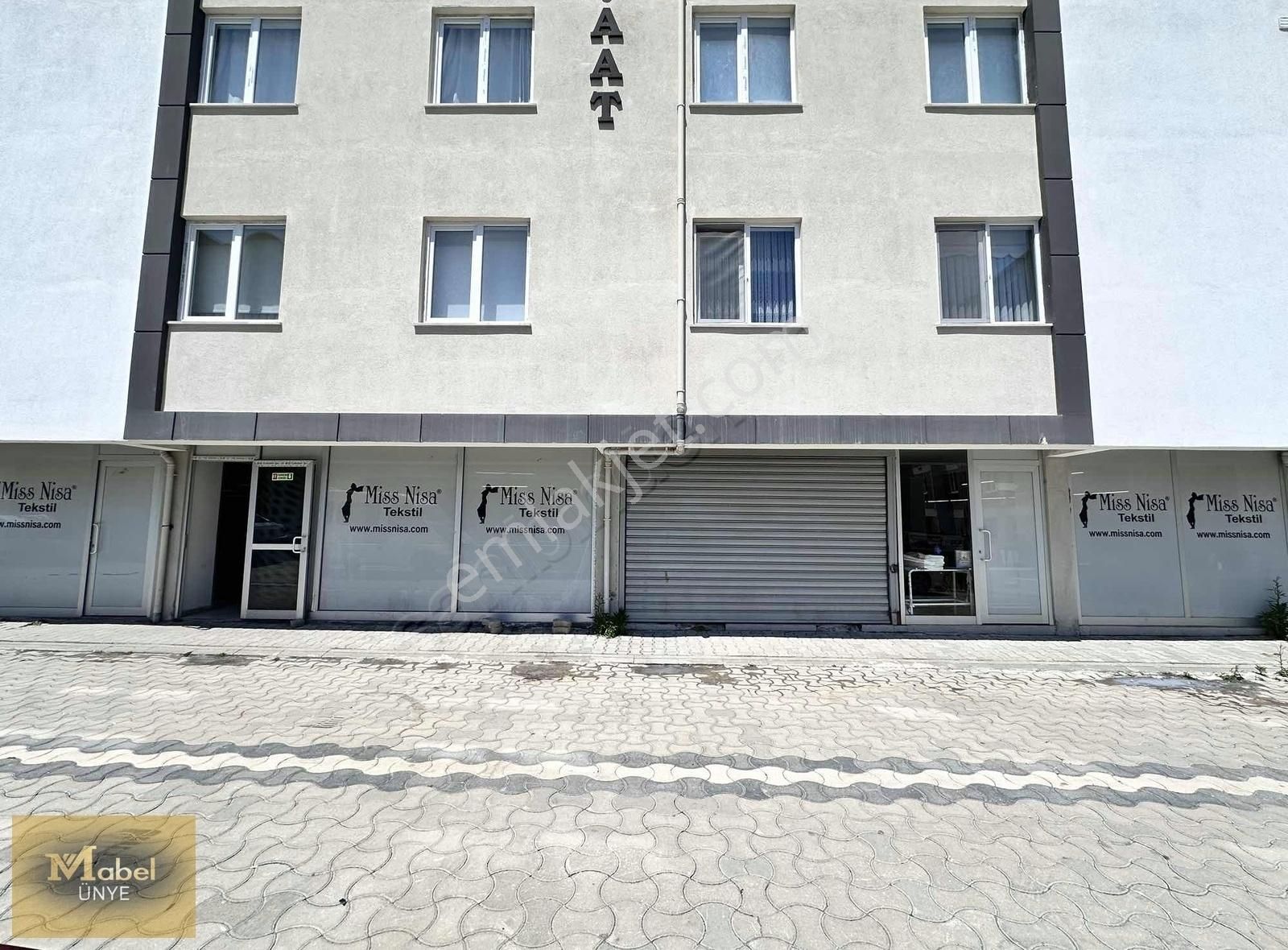 Mabel'den- Sanayi Mevkii- *satılık 400 M2 Dükkan* Fırsatı...