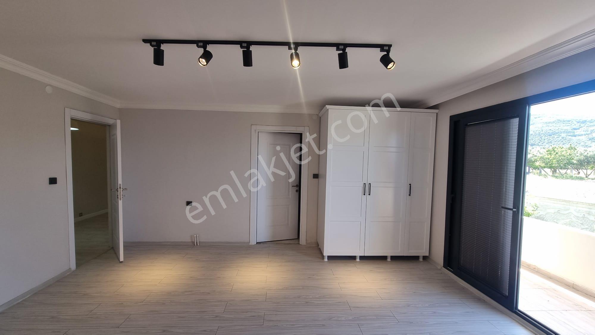 Eşiyok Emlak'tan Torbalı Özbey De Satılık Tarla+müstakil Ev - Görsel 13