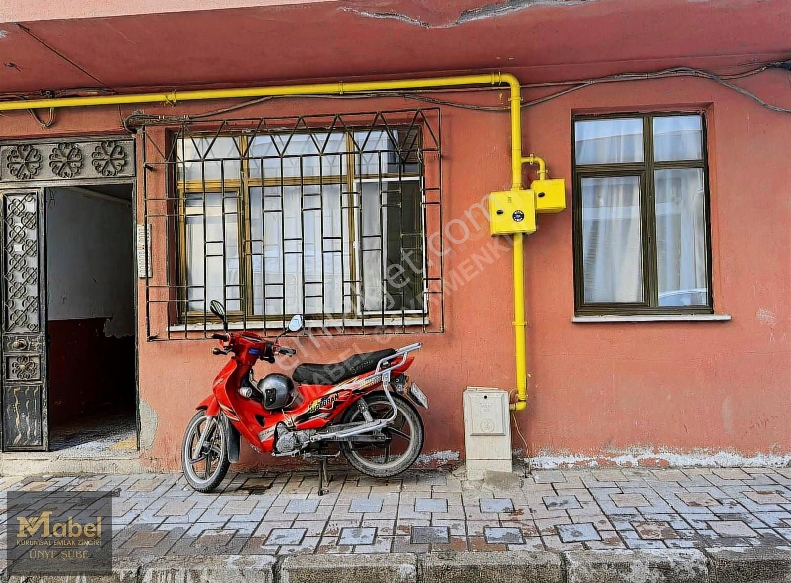 Mabel'dn Ana Yol 5 Adım Mesafede Şehir Merkeznde Giriş 2+1 Daire