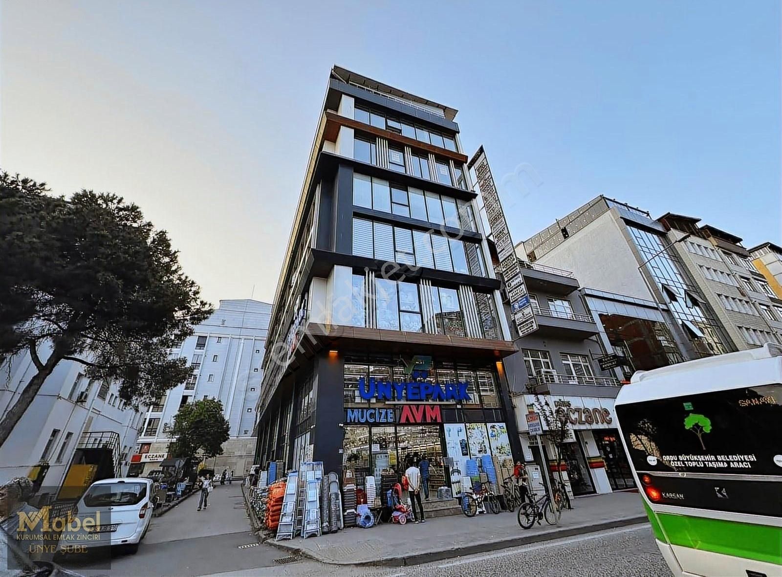 Mabel'den Kurtsan İş Merkezinde Kiralık Daire