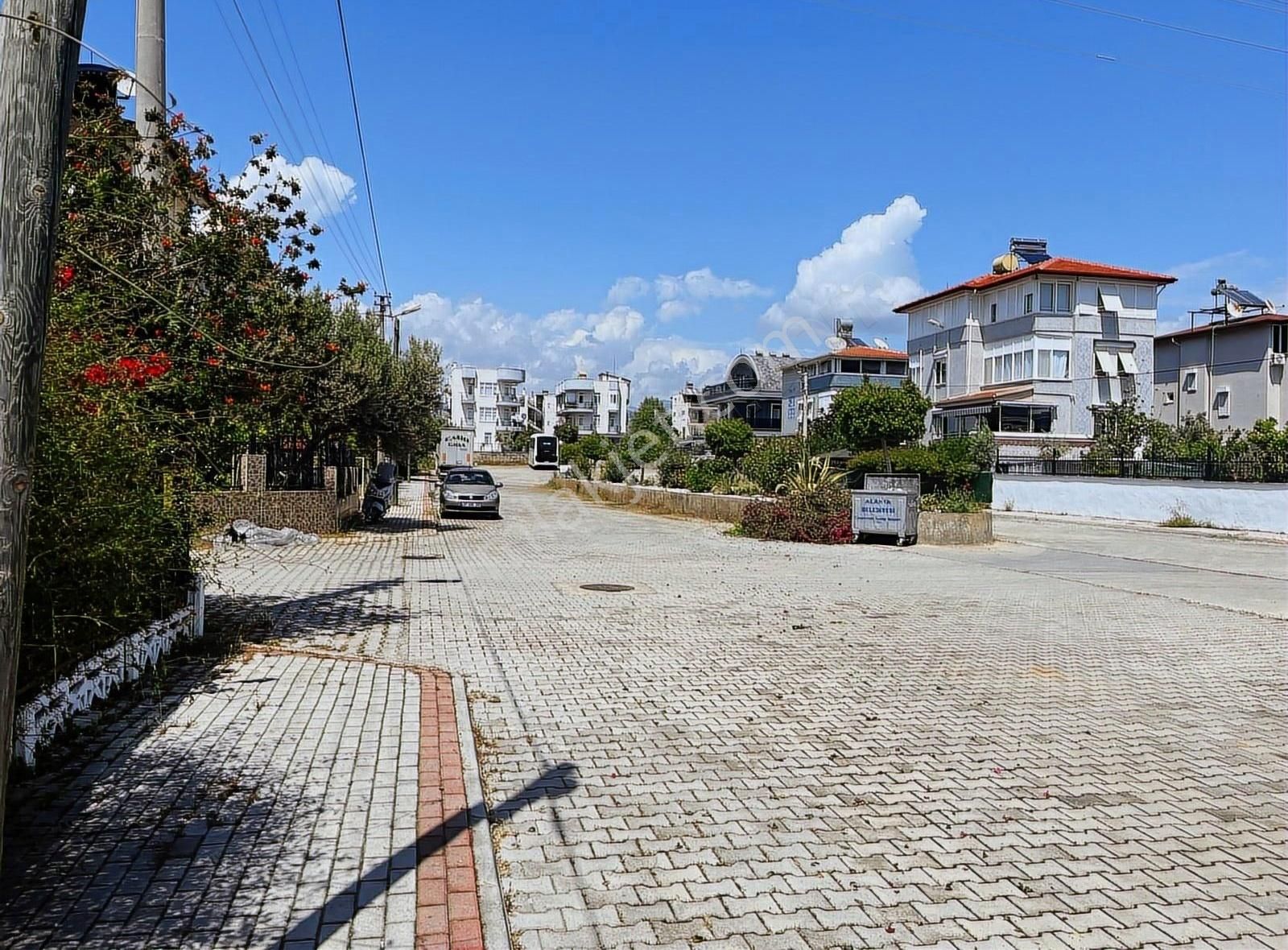 Müstakil Bahçeli Villa Denize Çok Yakın Eşyalı