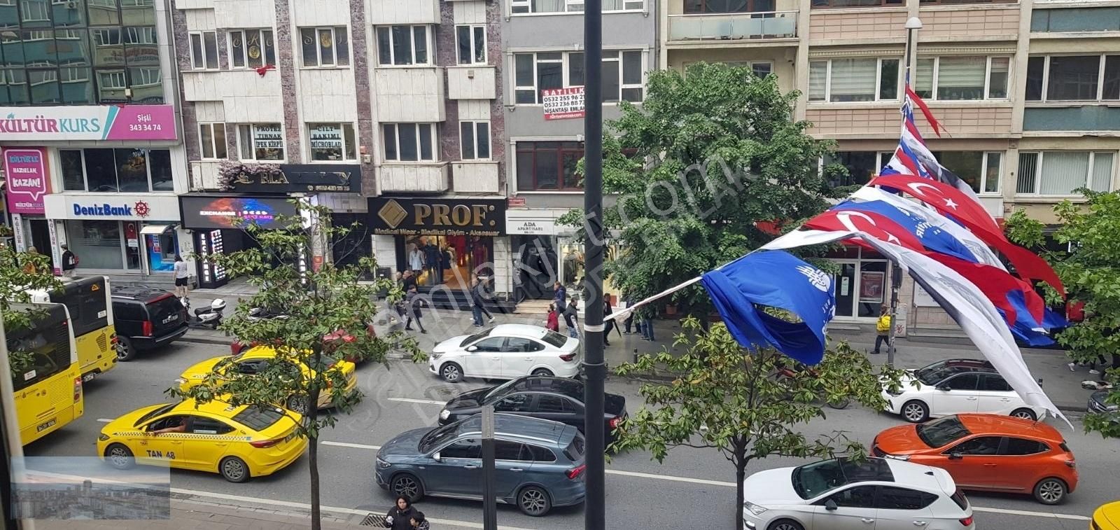 Lunas'dan Şişli Halaskargazi Caddesi Üzerinde 100 M2 Net Daire