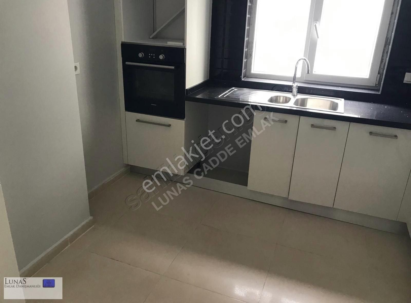 Lunas'dan Caddebostan Sahil Mehtap Sokakda 148m2 Geniş 3+1 Daire - Görsel 15