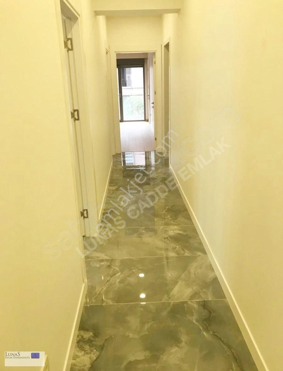Lunas'dan C.bostan Sahil Mehtap Sk.da Balkonlu Yeni Geniş 2+1 - Görsel 20