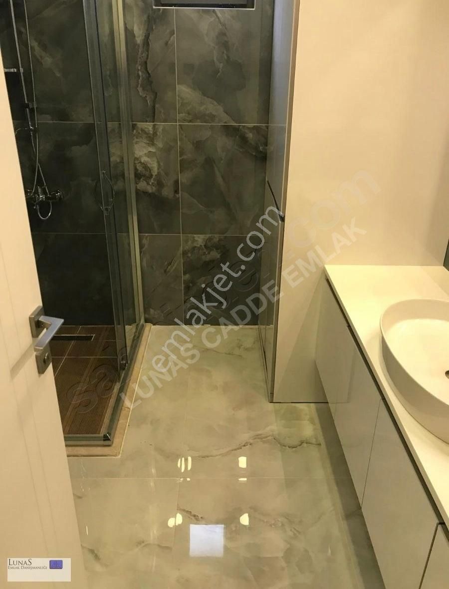 Lunas'dan C.bostan Sahil Mehtap Sk.da Balkonlu Yeni Geniş 2+1 - Görsel 9