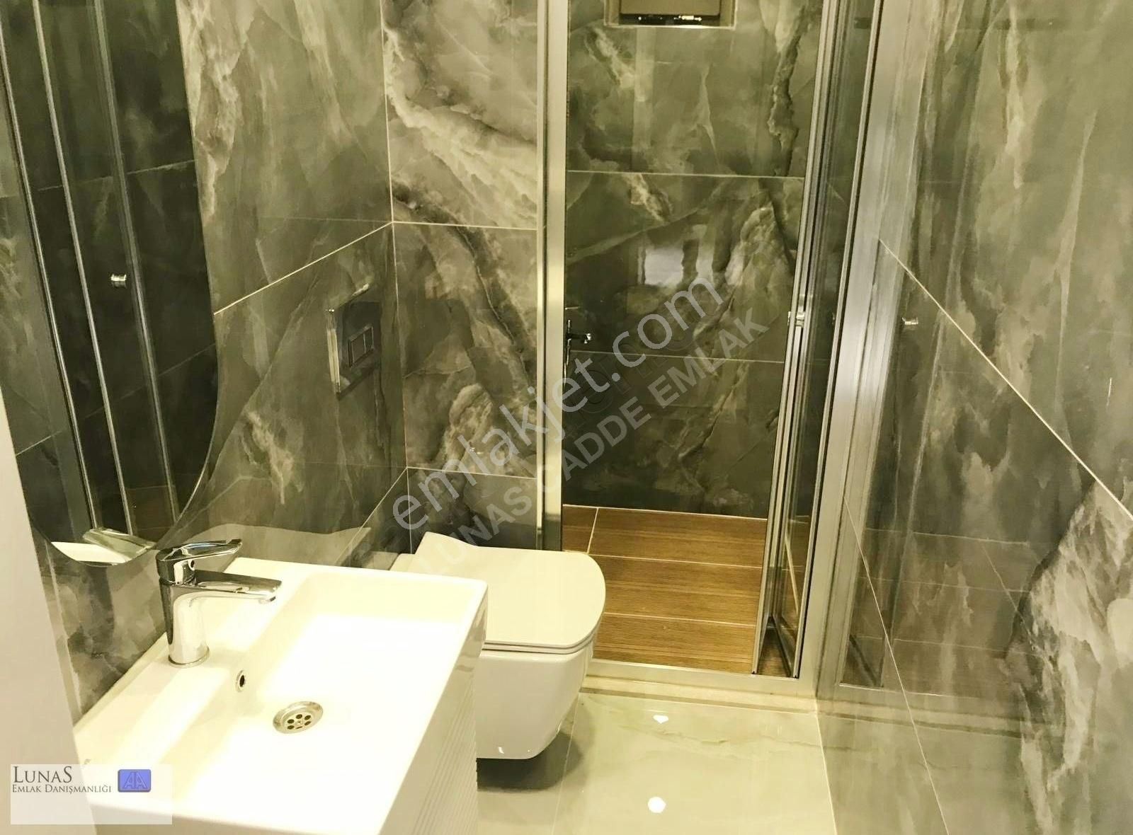 Lunas'dan C.bostan Sahil Mehtap Sk.da Balkonlu Yeni Geniş 2+1 - Görsel 12