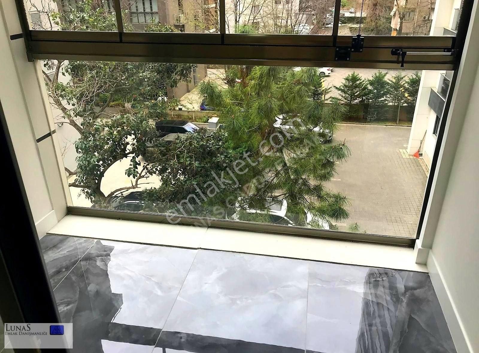 Lunas'dan C.bostan Sahil Mehtap Sk.da Balkonlu Yeni Geniş 2+1 - Görsel 2