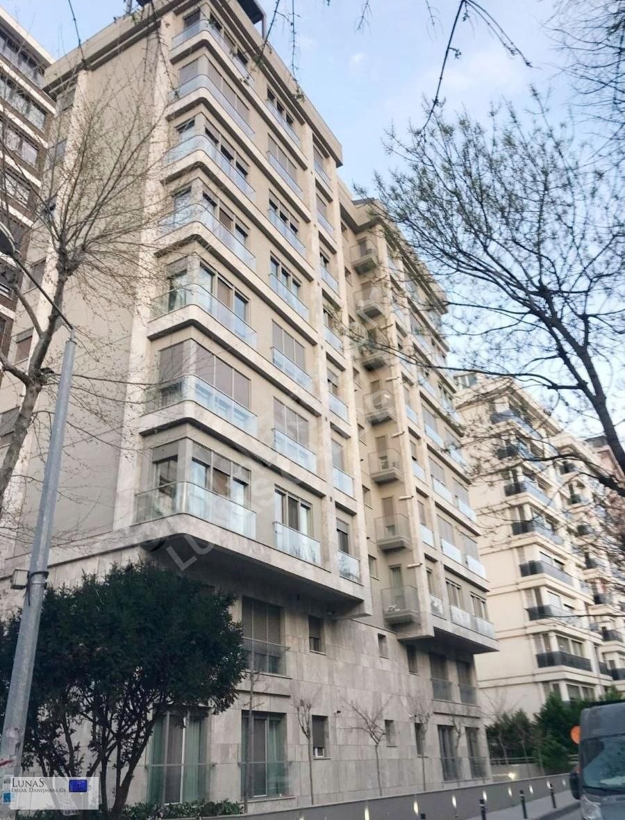 Lunas'dan Şaşkınbakkal Sahilde 2+1 Daire