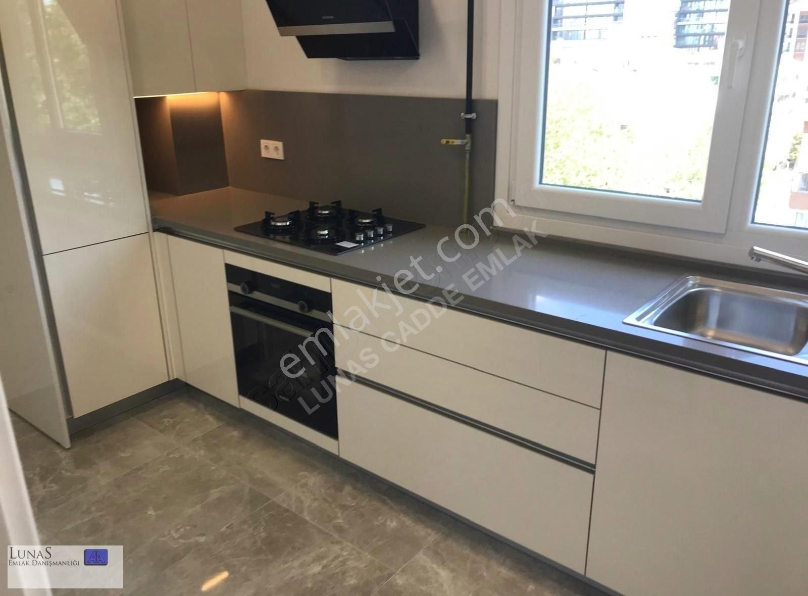 Lunas'dan Çiftehavuzlar Sahil'de Yeni Binada 3+1 Balkonlu Daire - Görsel 23