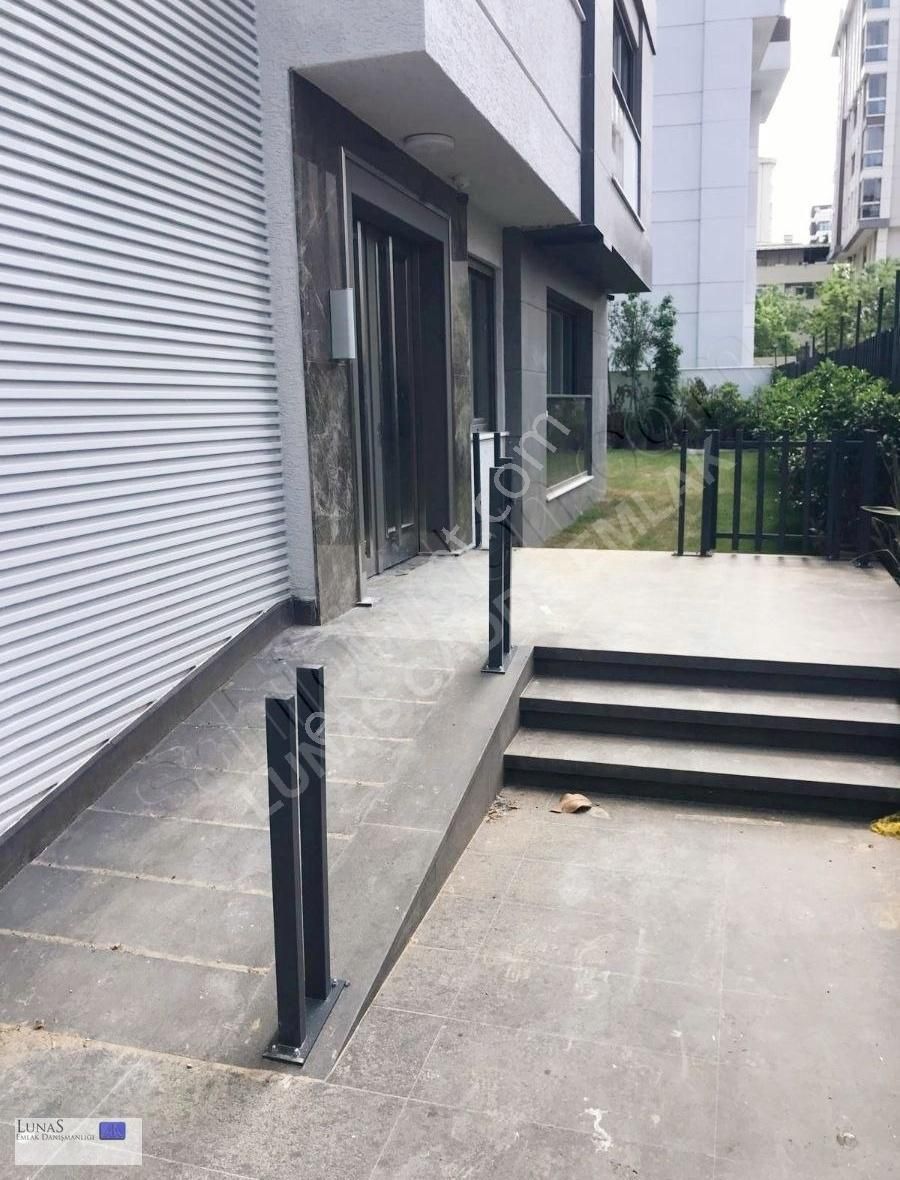 Lunas'dan Ethemefendi Cad. Üzerinde Sıfır Bina Geniş 3+1 Daire - Görsel 5