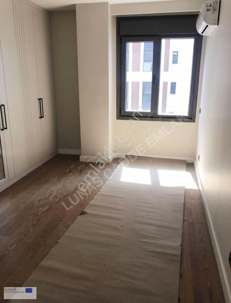 Lunas'dan Ethemefendi Cad. Üzerinde Sıfır Bina Geniş 3+1 Daire - Görsel 20