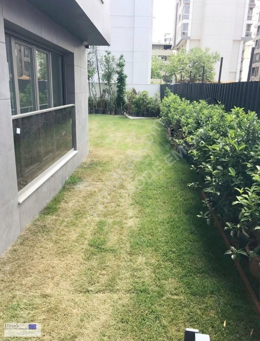 Lunas'dan Ethemefendi Cad. Üzerinde Sıfır Bina Geniş 3+1 Daire - Görsel 14