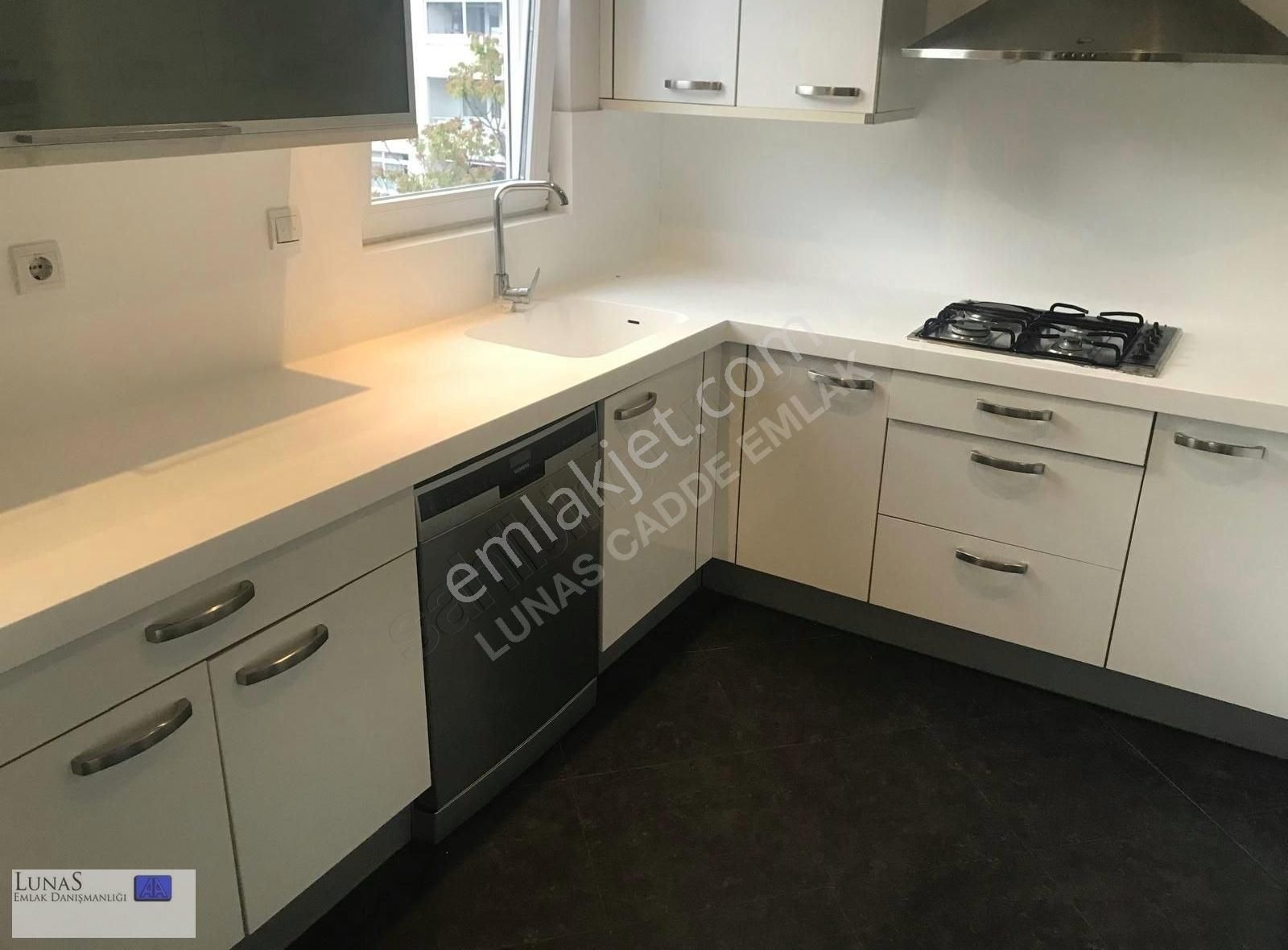 Lunas'dan Şaşkınbakkal Site İçindr 160 M2 3+1 Geniş Daire - Görsel 34