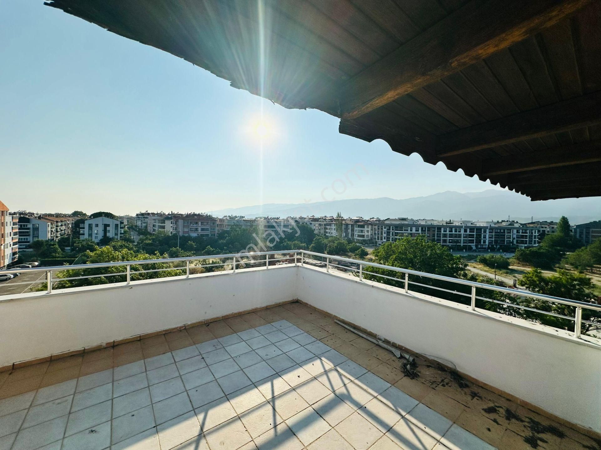 Akçay İkizçay Da 4+1 Eşyalı Satılık Dublex Daire - Görsel 31