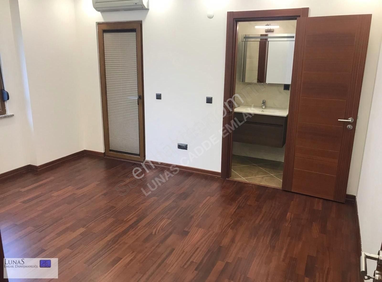 Caddebostan Sahilde Park Manzaralı Daire - Görsel 28