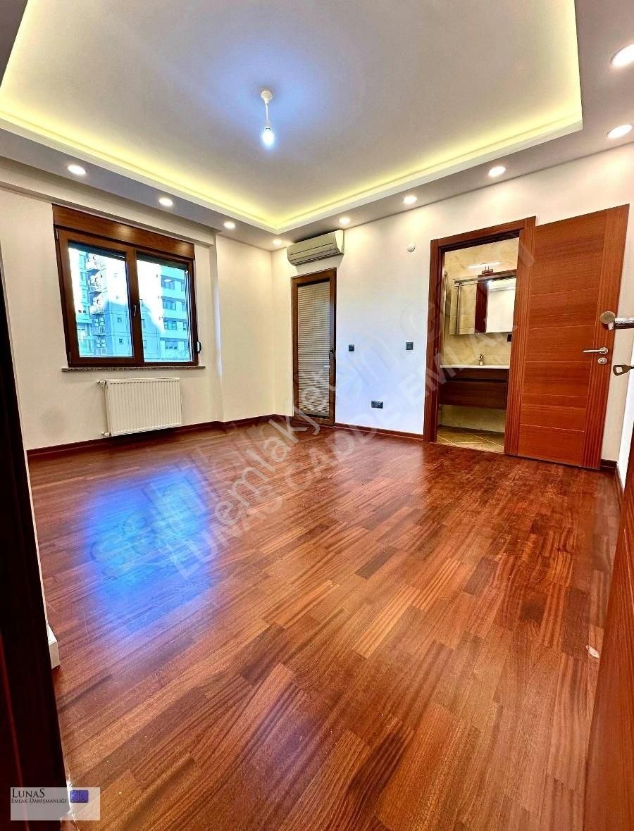Caddebostan Sahilde Park Manzaralı Daire - Görsel 27