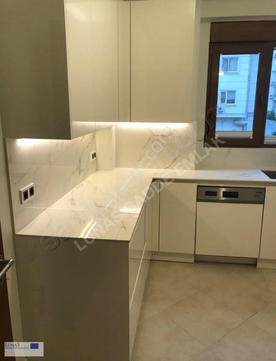 Caddebostan Sahilde Park Manzaralı Daire - Görsel 15