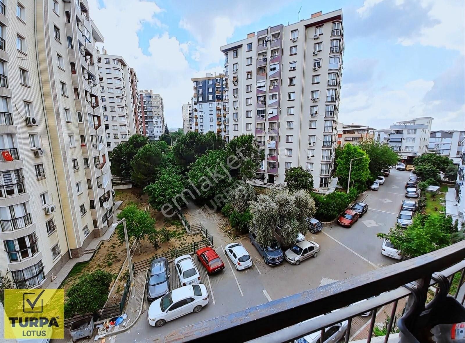 Turpa Lotus'tan Egekent Bloklarında 3+1 Ara Kat Satılık Daire