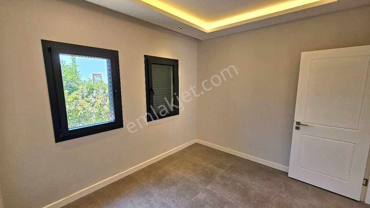 Bodrum Gümüşlükte Satılık Denize 200 Metre Mesafede 3+1 Müstakil Sıfır Villa - Görsel 16