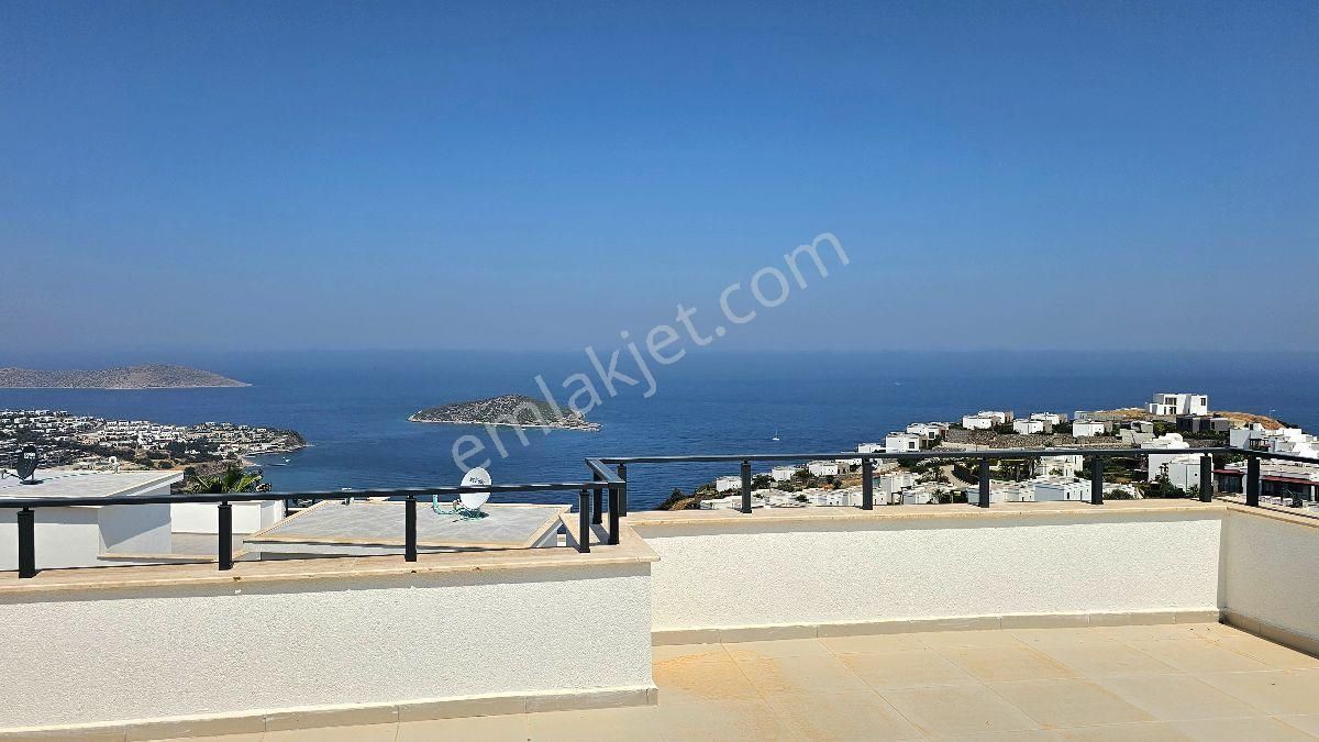 Bodrum Yalıkavak Koyunbaba Arası Satılık Havuzlu Sitede Deniz Manzaralı 2+1 Daire