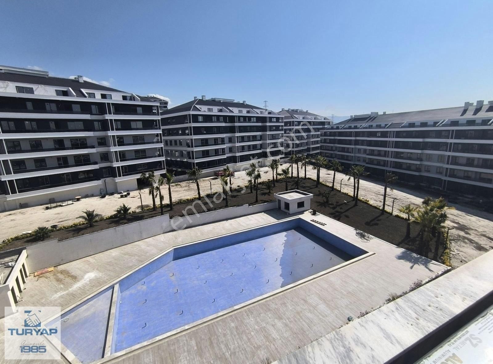 Vadişehir Sitesi İçerisinde Kiralık Sıfır Dubleks Deniz Manzaral