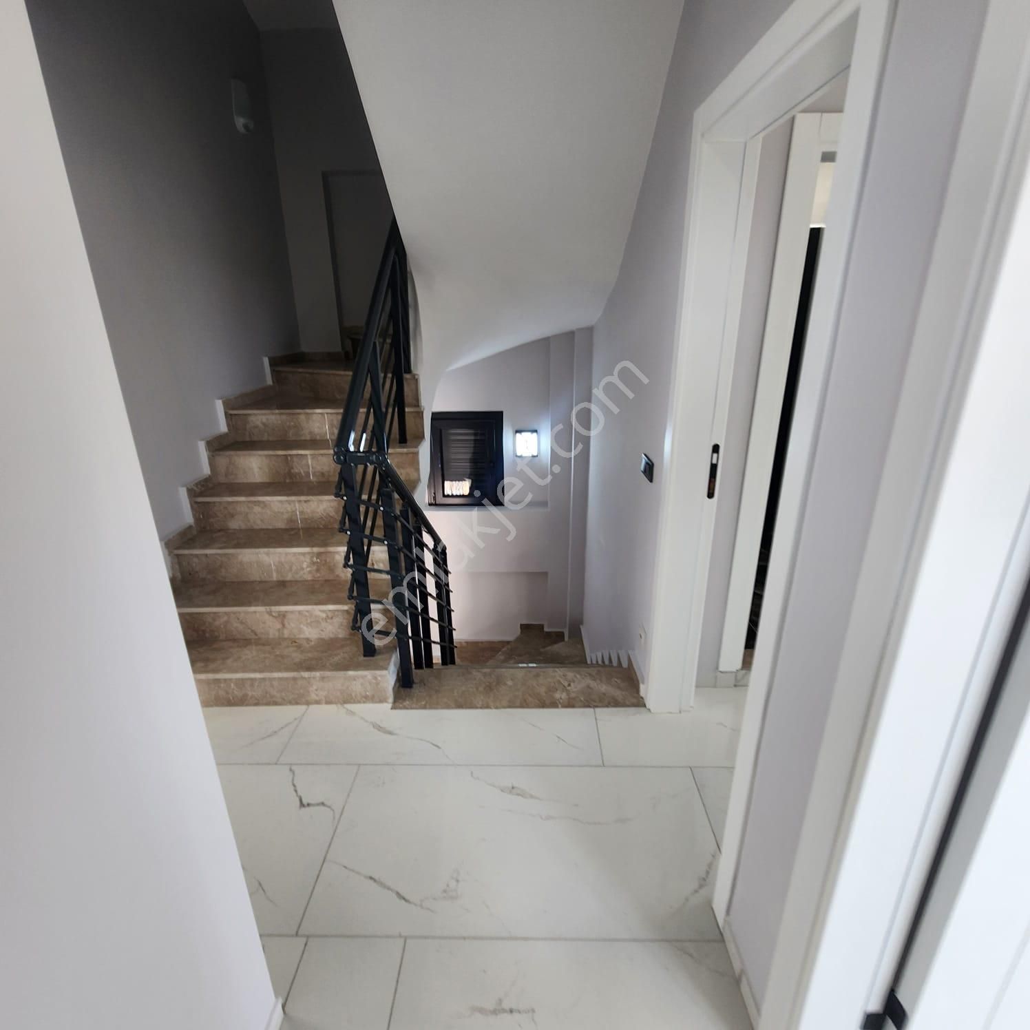 Didim Hisar Mahallesinde Tam Müstakil Takasa Açık Akıllı Villa - Görsel 18