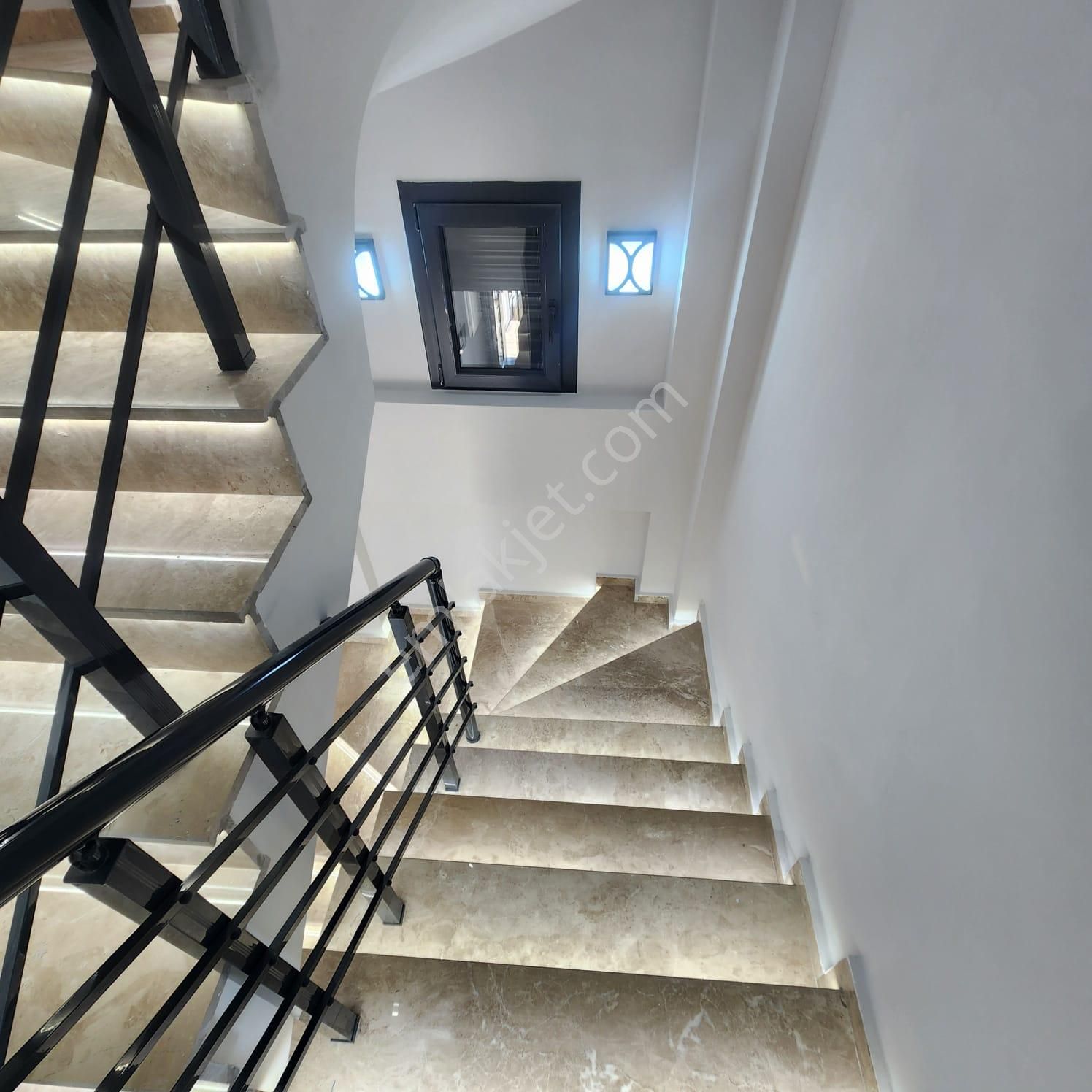 Didim Hisar Mahallesinde Tam Müstakil Takasa Açık Akıllı Villa - Görsel 15