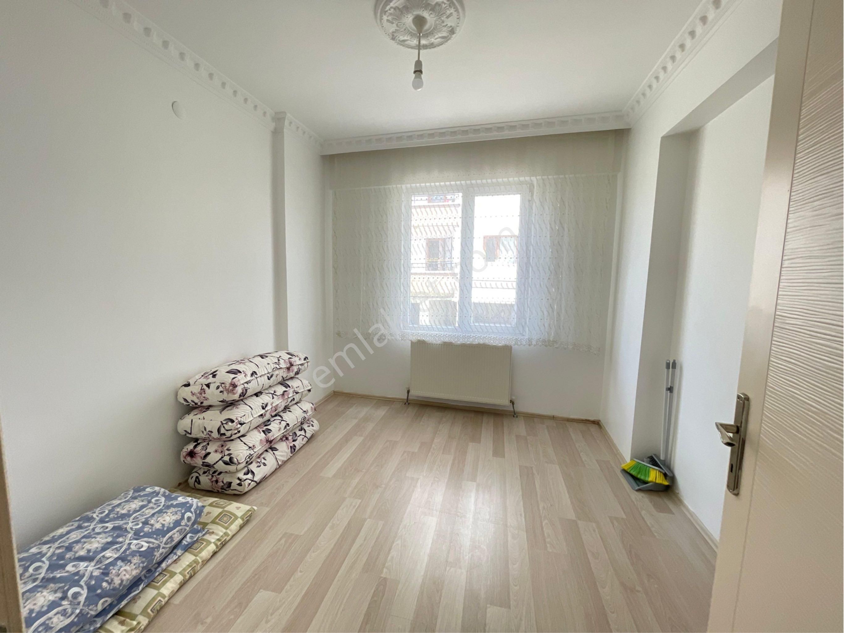 23 Nisan Mahallesinde Ara Katta Asansörlü 3+1 Bağımsız Satılık Daire - Görsel 6