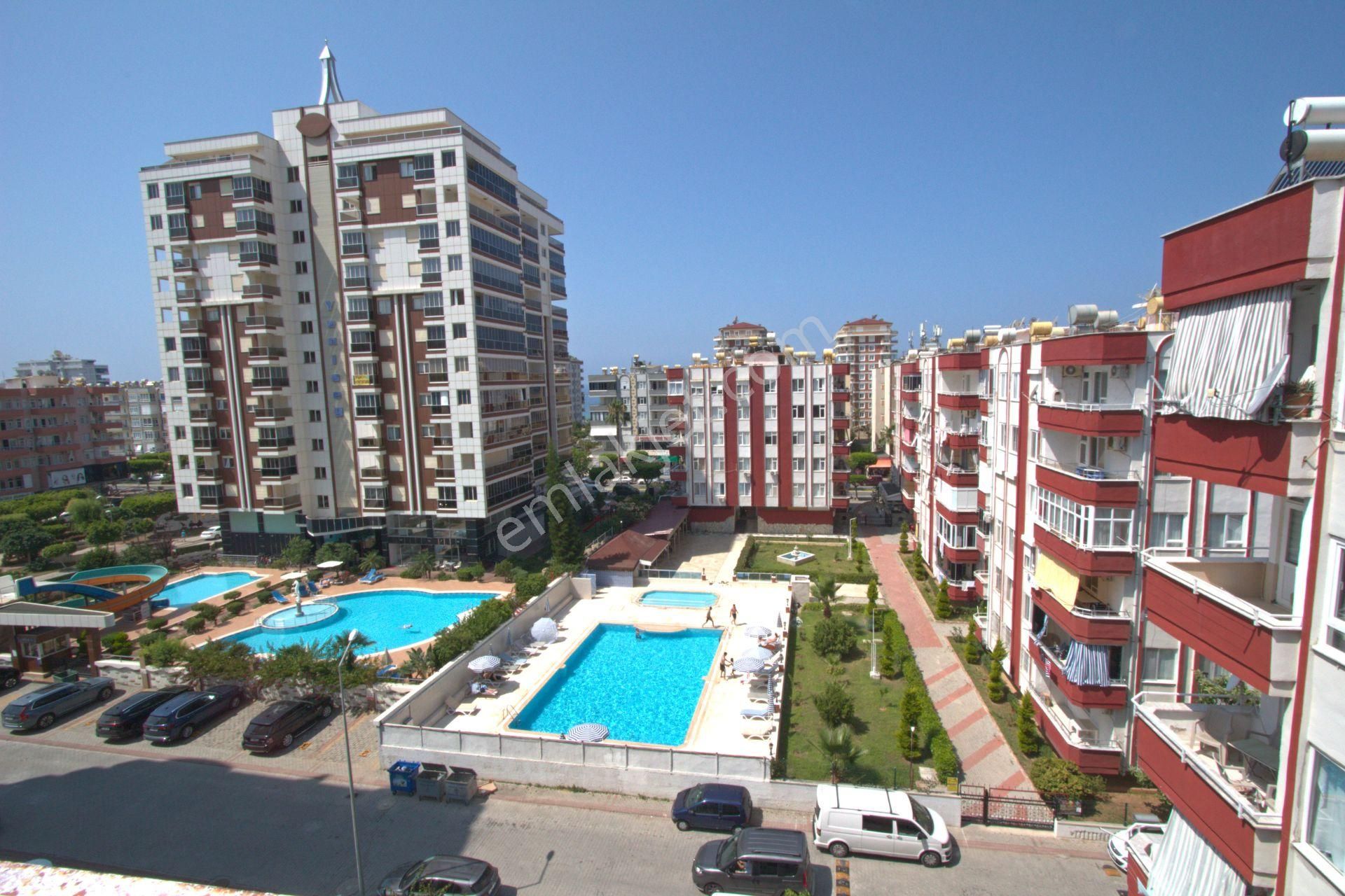 Alanya Mahmutlar Havuzlu Siteiçi Eşyalı Güneybatı 2+1 Daire