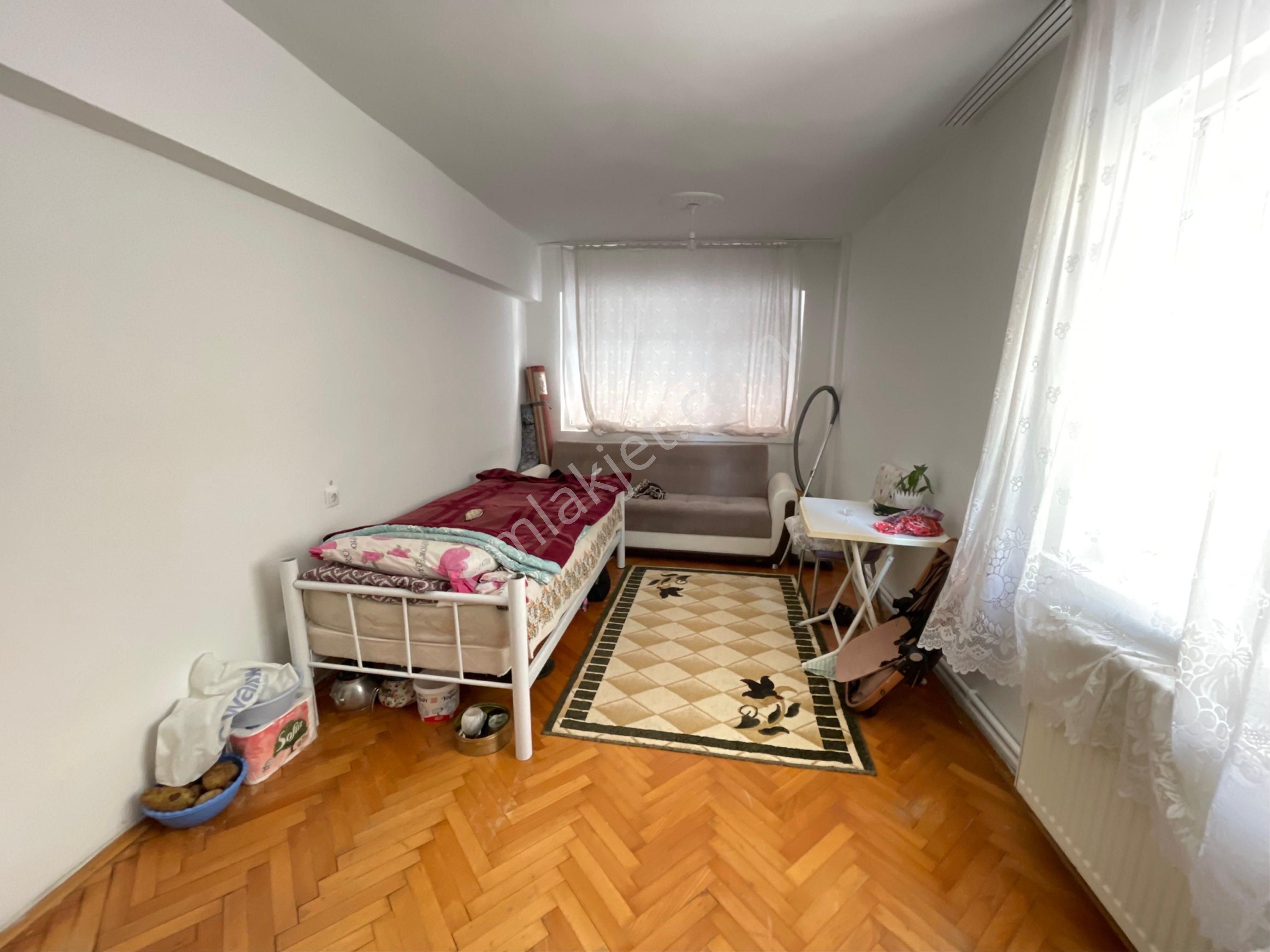 Köşk Mahallesinde Metroya Yürüme Mesafesinde Yüksek Giriş Satılık Daire - Görsel 3