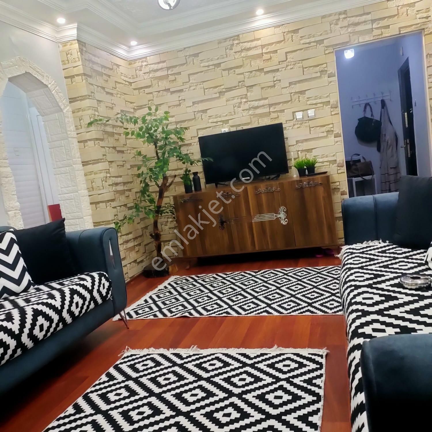 Çankaya Mahallesinde Full Eşyalı 2+1 Kiralık Daire