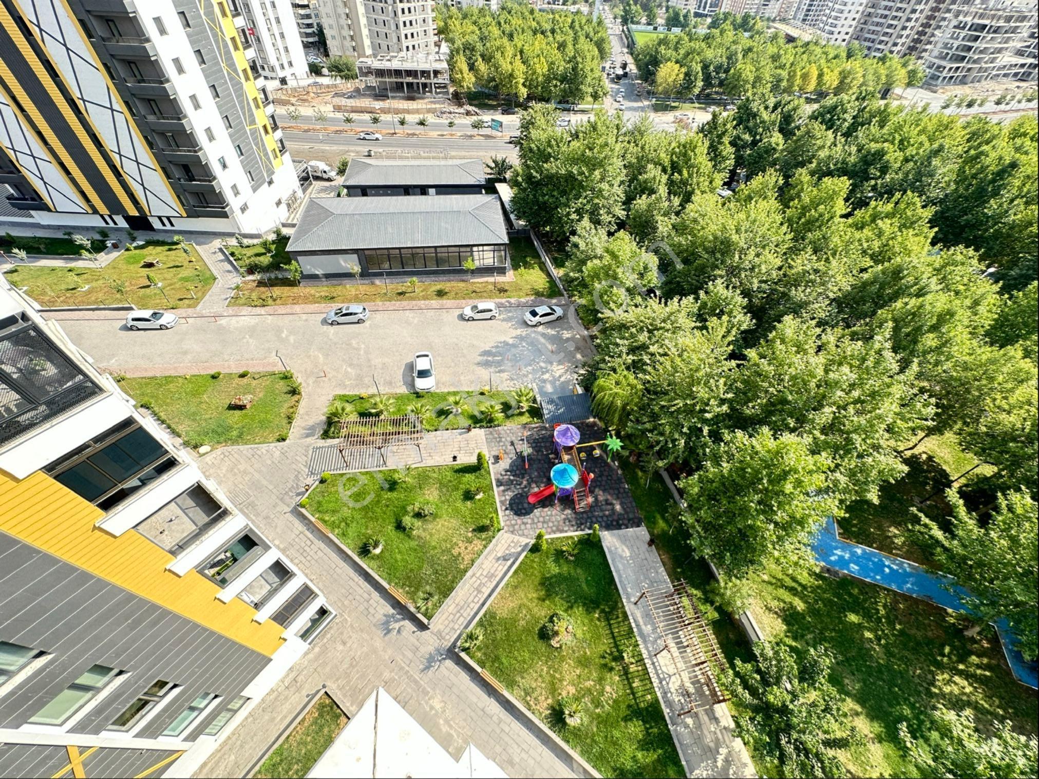 Şanlı Gayrimenkulden Satılık Ultra Lüks 5+1 Daire - Görsel 31