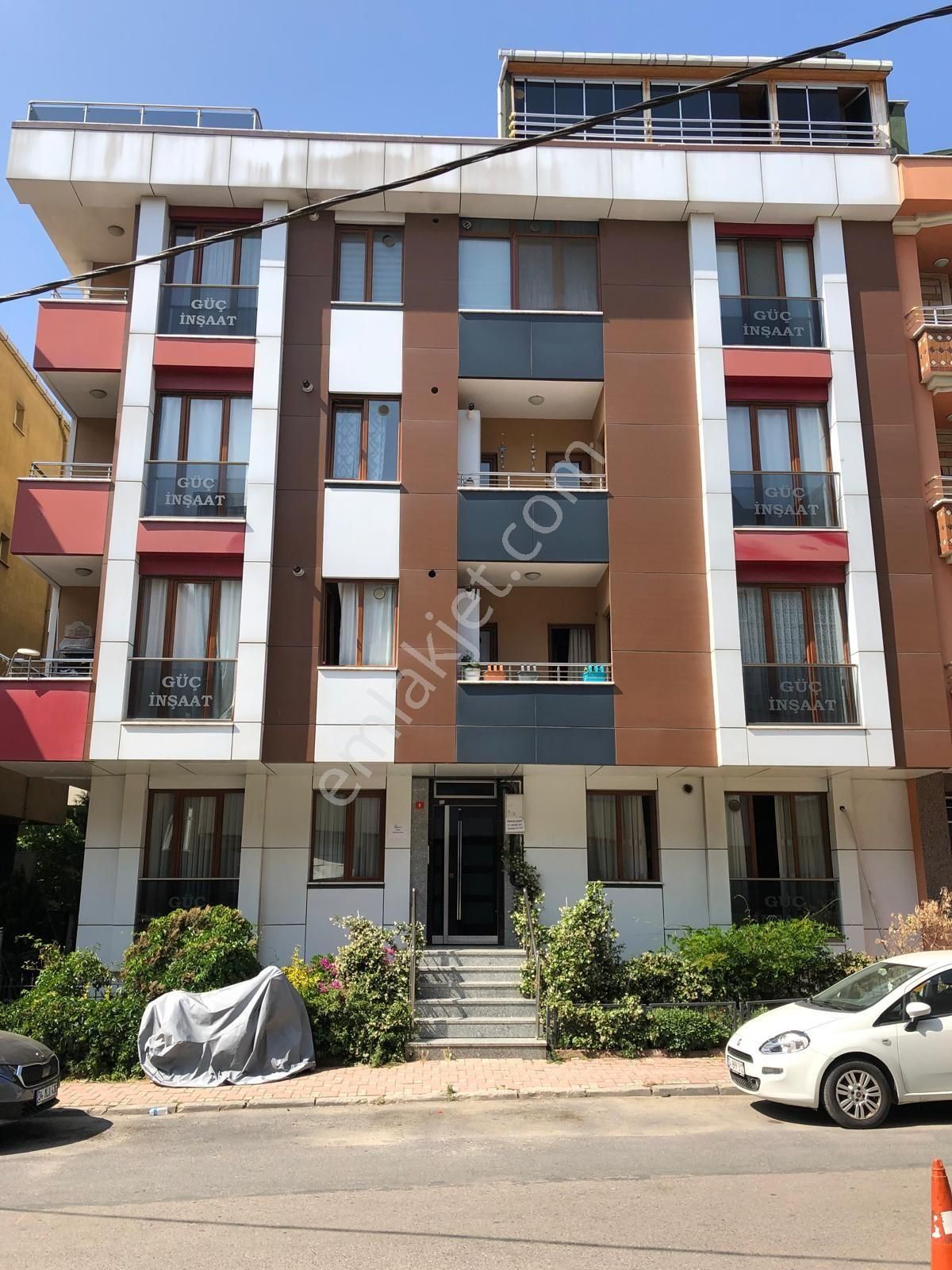 Çekmeköy Mehmetakifte Bahcekati 2+1