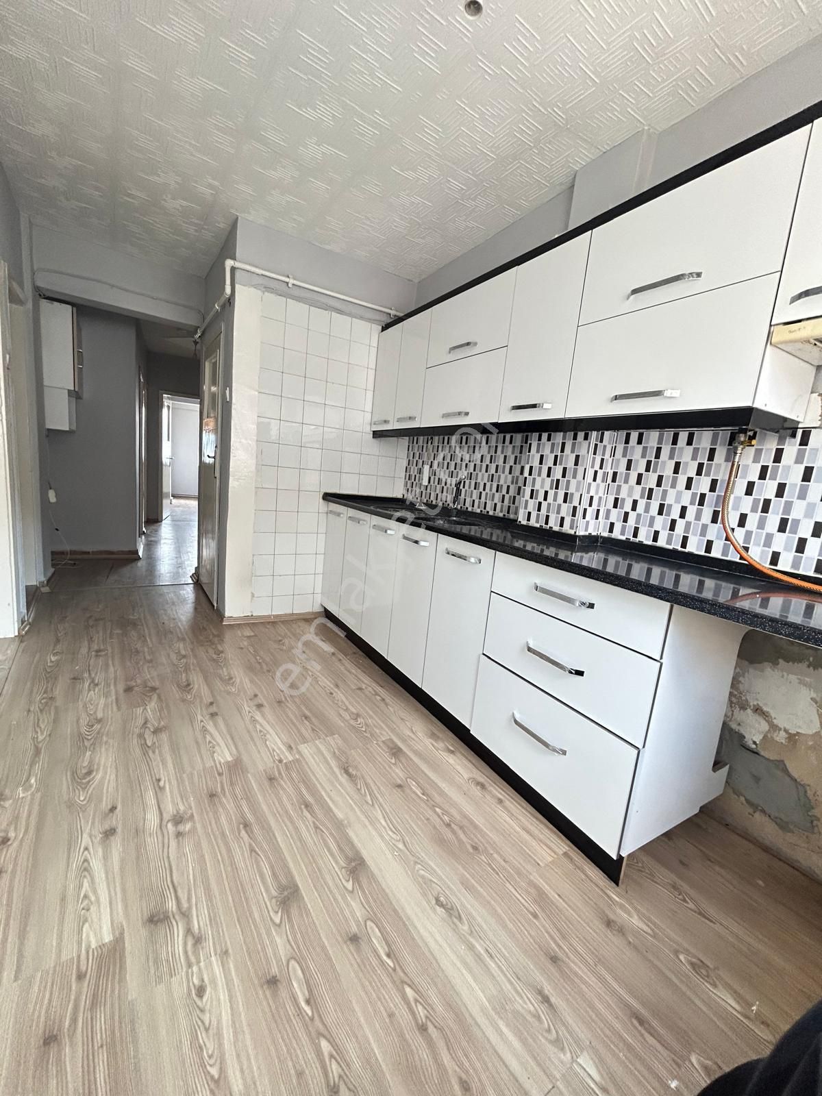 Deniz Manzaralı, Okullar Bölgesinde 2+1 Kiralık Daire – Serdar M